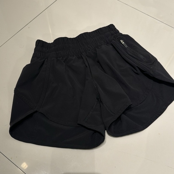Black Lululemon shorts 🖤 - Picture 3 of 4